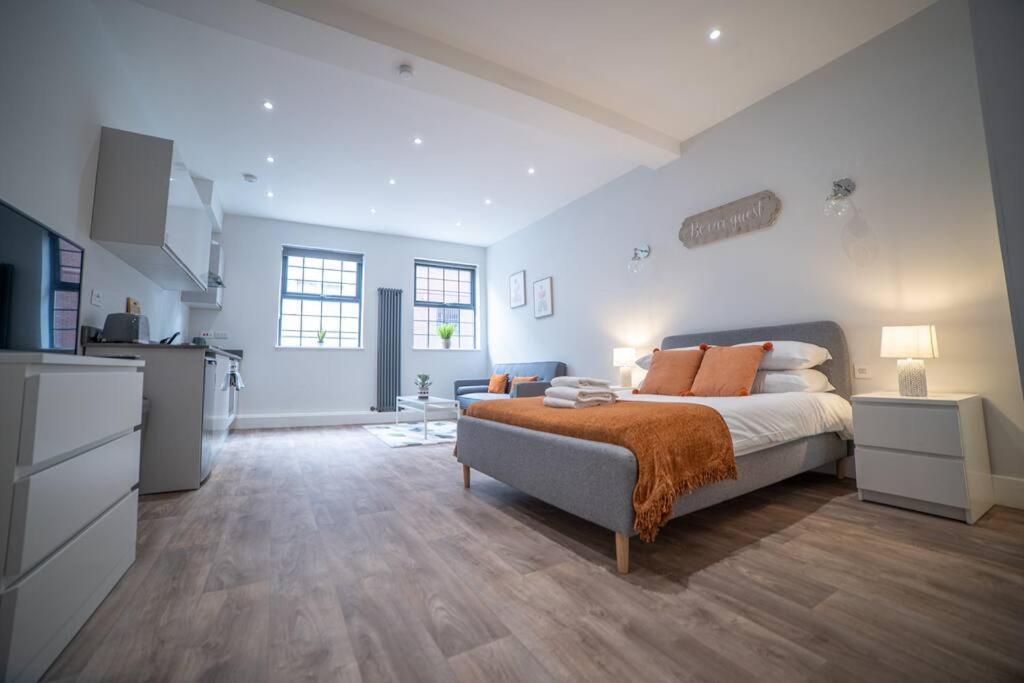 Luton Town Centre Apartments Exterior photo
